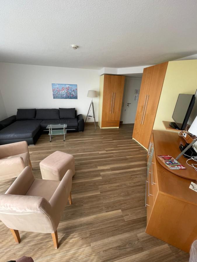 בנסרסיל Nordseehotel Benser Hof Am Hafen מראה חיצוני תמונה