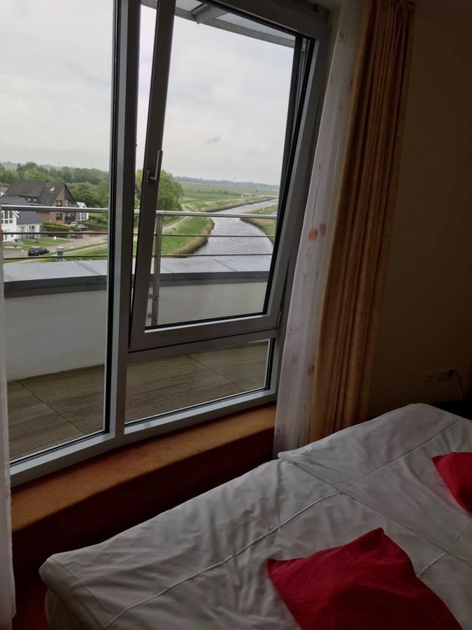 בנסרסיל Nordseehotel Benser Hof Am Hafen מראה חיצוני תמונה